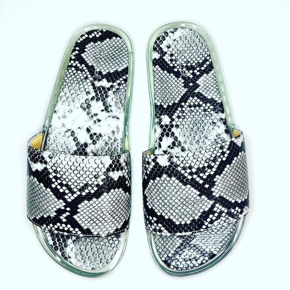 Beautiful Snake Print Slide Sandal